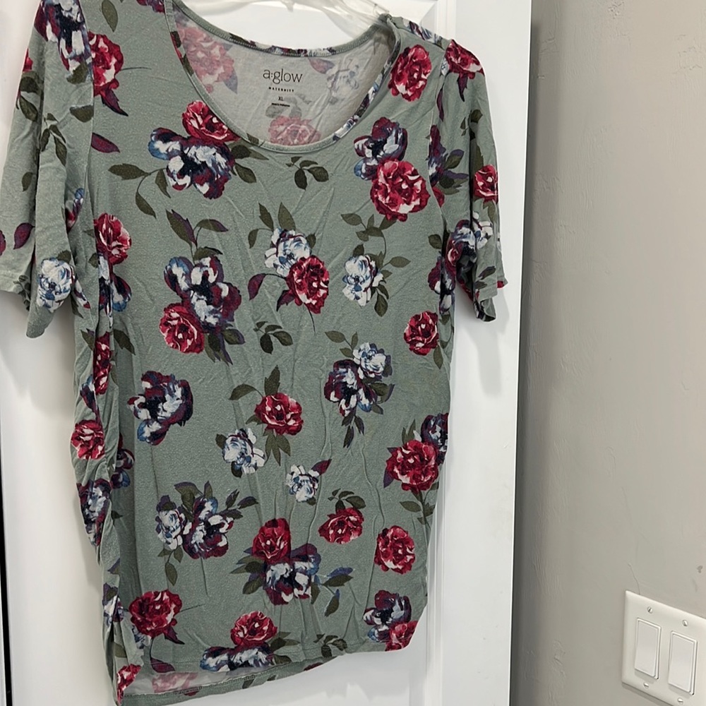 3 - Maternity shirts - Aglow. Bundle of three.